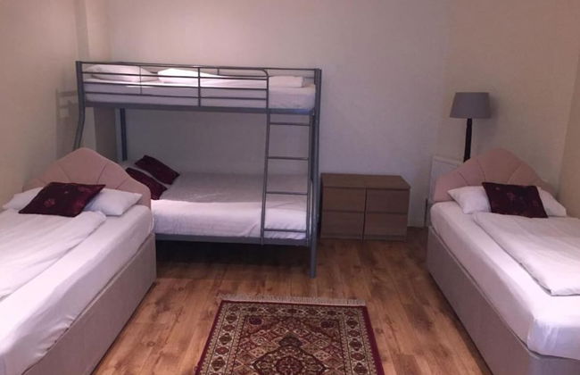 Lyall Apartment Hotel - Photo 8