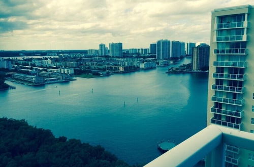 Photo 19 - America Luxury Intracoastal Apartments