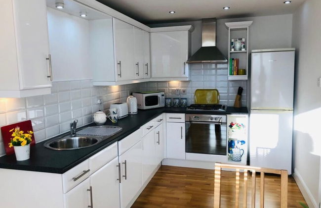 Remarkable 2 Bed Apartment in Edinburgh - Foto 9