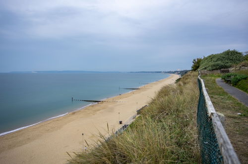 Photo 28 - Stunning 2 bed Seaside Apartment With Sea Views