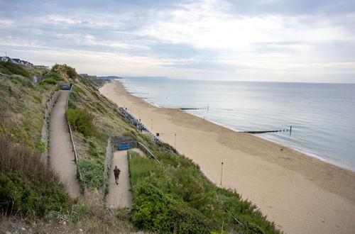 Photo 27 - Stunning 2 bed Seaside Apartment With Sea Views