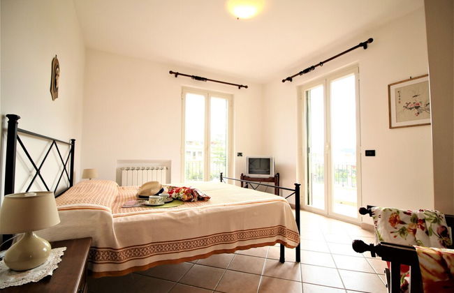 Holidaycasa Villa Iolanda - Piu Spazio piu Privacy - Foto 8