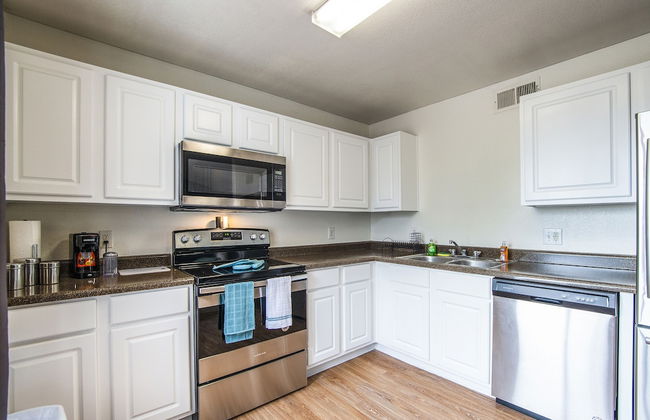 The Landmark Apartments - Photo 40