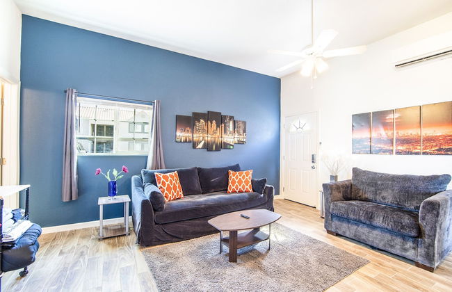 The Landmark Apartments - Photo 16