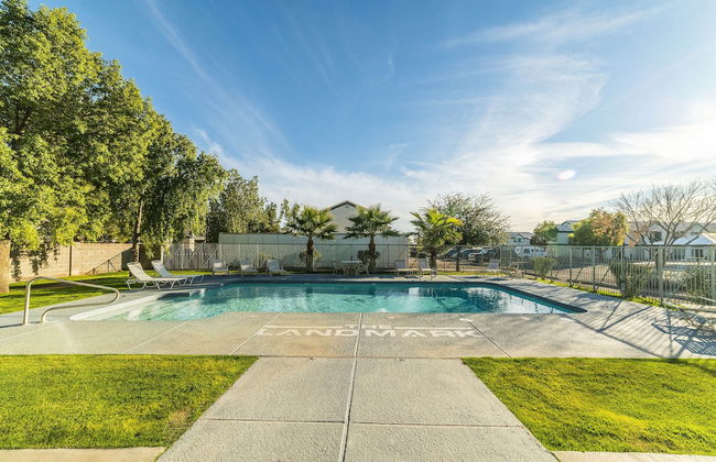 The Landmark Apartments - Photo 1