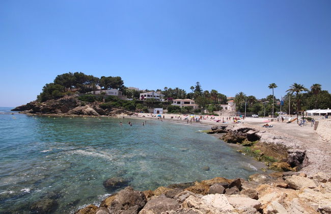 Private 4-bedroom Villa w/ Pool, Summer Kitchen & Expansive Living Space - Foto 39