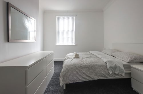 Foto 12 - Spacious 4 Bed House in Birmingham, Suitable for Contractors