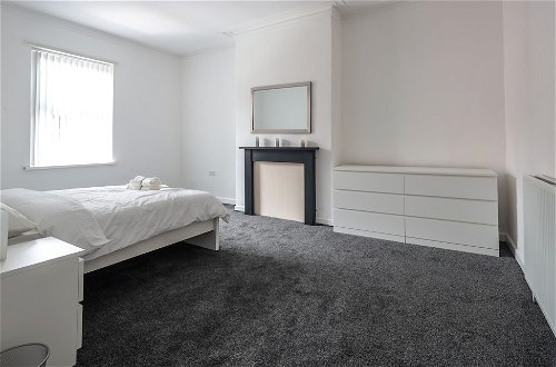 Foto 11 - Spacious 4 Bed House in Birmingham, Suitable for Contractors