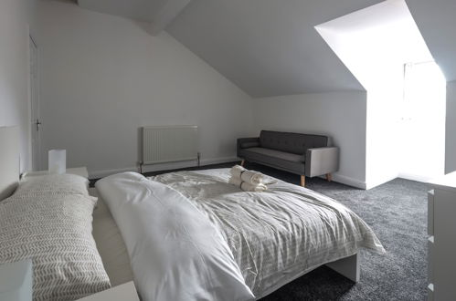 Foto 4 - Spacious 4 Bed House in Birmingham, Suitable for Contractors