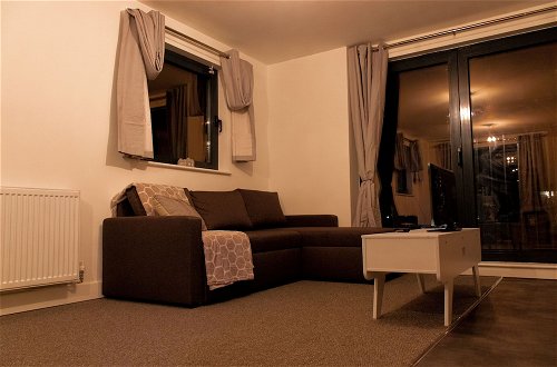 Foto 7 - Livestay-1bed Apt With Private Balcony Heathrow