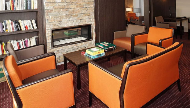 Lobby lounge
