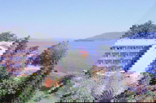 Photo 1 - Apartment in Residence on Lake Maggiore near Beach