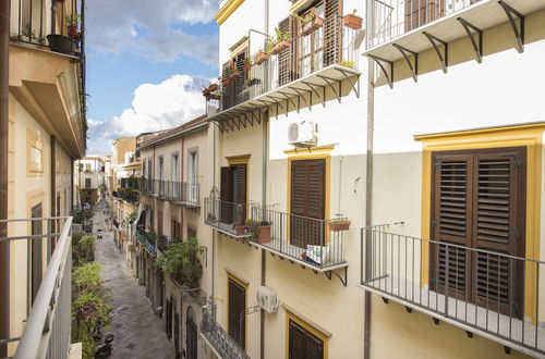 Photo 23 - Magione Apartment with Terrace by Wonderful Italy