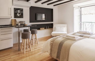 Photo 3 - Bairro Studio Apartment - by LU Holidays