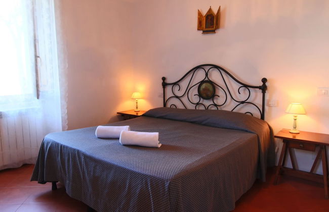 Splendid Farmhouse in Gualdo Cattaneo with Hot Tub - Foto 2