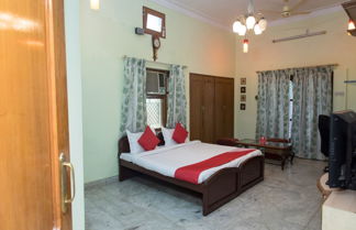 Photo 3 - OYO 12830 Home Charming 3BHK Villa Airport Road