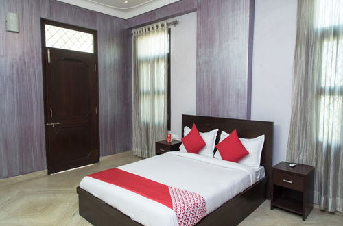 Photo 2 - OYO 12830 Home Charming 3BHK Villa Airport Road