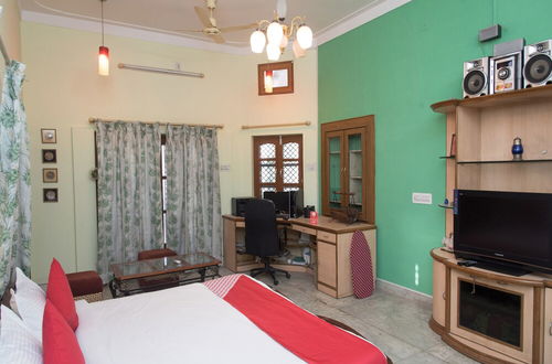 Photo 8 - OYO 12830 Home Charming 3BHK Villa Airport Road