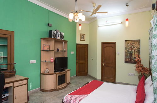 Foto 14 - OYO 12830 Home Charming 3BHK Villa Airport Road