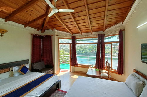 Foto 1 - Crystal LakeView Homestay