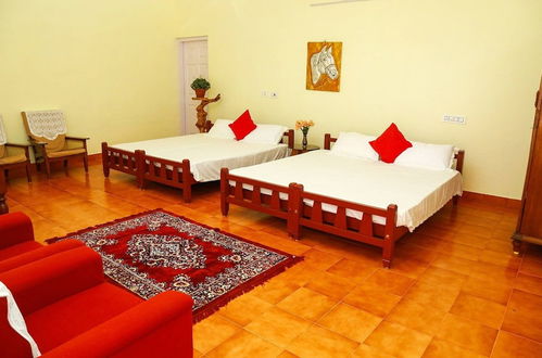 Photo 3 - Deluxe Twin Room In British Bungalow