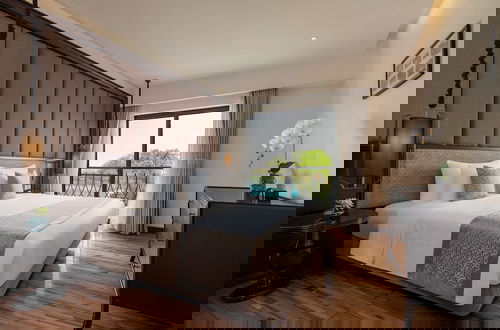 Photo 21 - Elegant Suites Westlake
