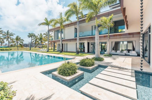 Photo 2 - Luxurious Villa w Maid Pool Jacuzzi at Capcana