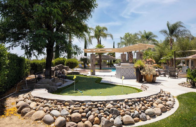 Villa Verdot by Avantstay Spectacular 6 BR Estate w/ Pool, Hot Tub, Tennis& B-ball Courts - Photo 8
