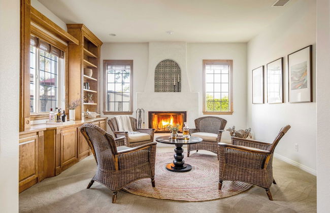 Villa Verdot by Avantstay Spectacular 6 BR Estate w/ Pool, Hot Tub, Tennis& B-ball Courts - Photo 10