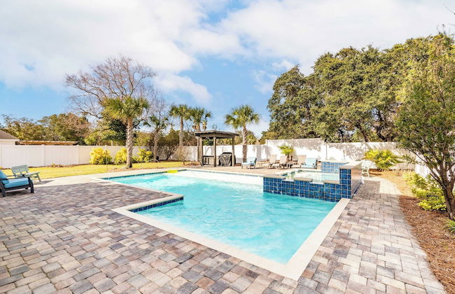 Destin Oasis by Avantstay Outdoor Kitchen, Game Room & Pool! - Foto 17