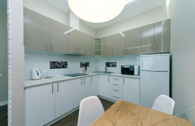 VIP Apartment Company - Photo 8