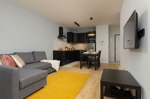 Photo 10 - Warszawa Stalowa Apartment by Renters