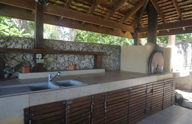 Vanuatu Uncharted Sport Fishing Lounge - Photo 34