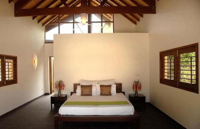 Vanuatu Uncharted Sport Fishing Lounge - Photo 9