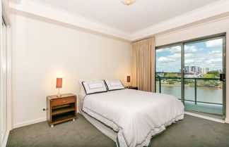 Photo 3 - River View Suites in the Heart of Brisbane