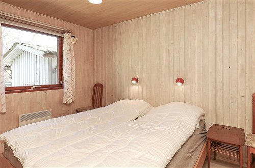 Photo 3 - 6 Person Holiday Home in Gedser