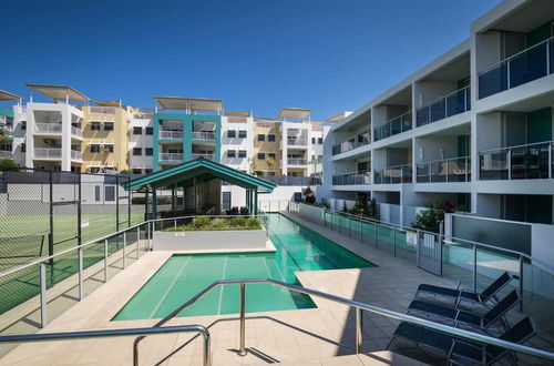 Photo 2 - 2BR Coolum Beach Rooftop Terrace Spa Tennis Pool