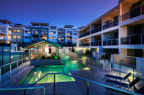 Photo 6 - 2BR Coolum Beach Rooftop Terrace Spa Tennis Pool