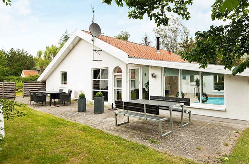 Photo 1 - 8 Person Holiday Home in Ebeltoft