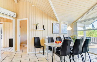 Foto 1 - 6 Person Holiday Home in Nordborg