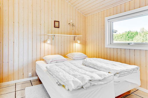 Photo 3 - 6 Person Holiday Home in Nordborg