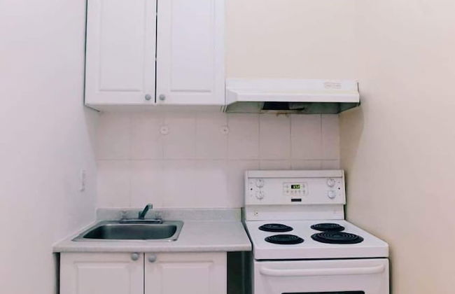 2 Bedroom Apartment near Kensington Market - Unit 10 - Photo 10