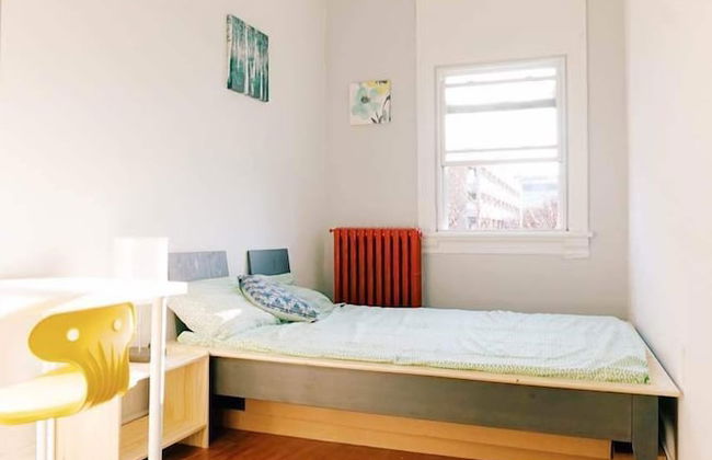 2 Bedroom Apartment near Kensington Market - Unit 10 - Photo 7