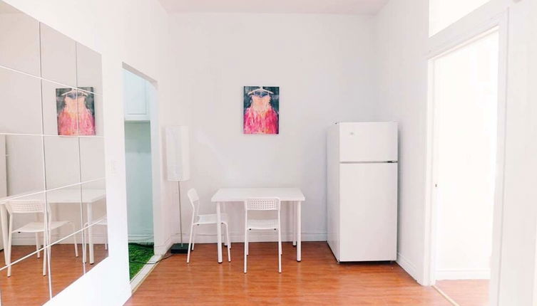 Foto 1 - 2 Bedroom Apartment near Kensington Market - Unit 10