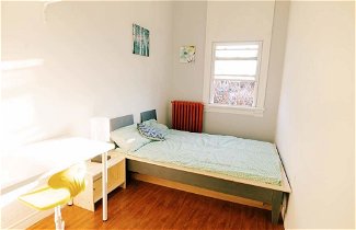 Photo 2 - 2 Bedroom Apartment near Kensington Market - Unit 10