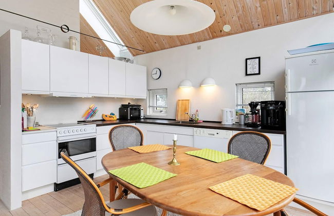 4 Person Holiday Home in Hals - Foto 5
