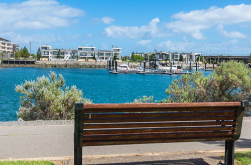 Foto 16 - Port Adelaide Harbourside Home