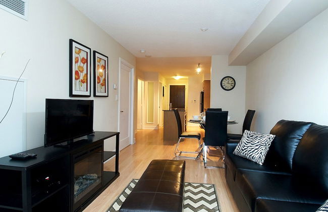 WhiteHall Suites- Yorkville - Foto 21