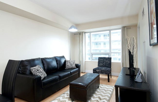 WhiteHall Suites- Yorkville - Foto 20