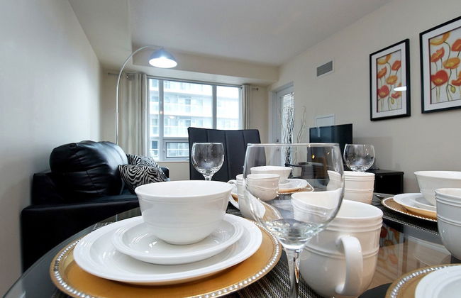 WhiteHall Suites- Yorkville - Foto 12